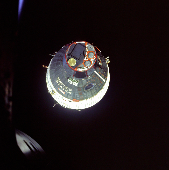 Space History Photo: Gemini 6 and Gemini 7 Rendezvous